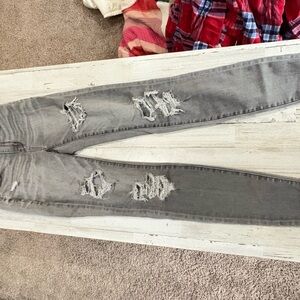 American Eagle Outfitters Gray Distressed Skinny Jeans
